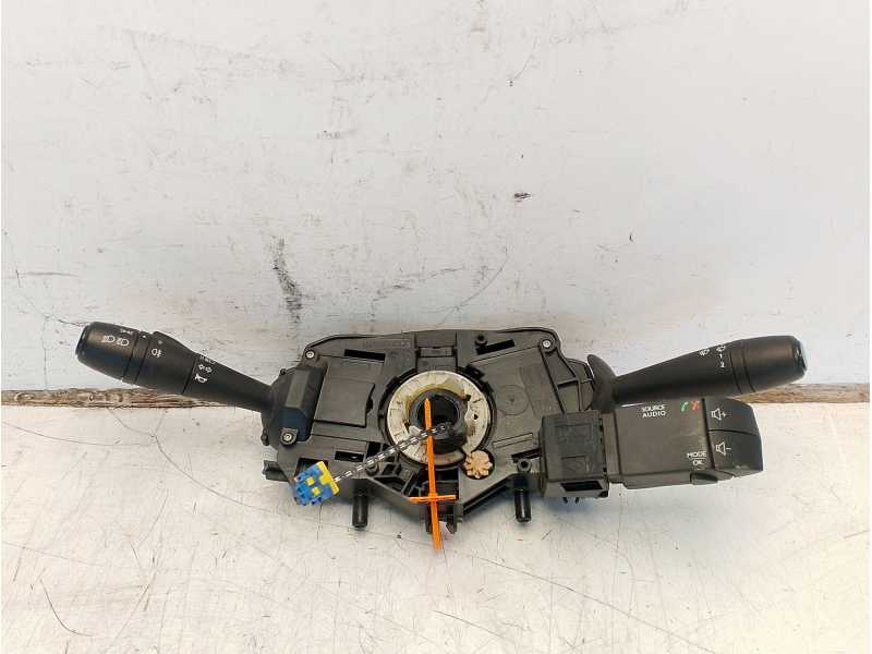 Recambio de mando multifuncion para dacia dokker furgón/monospace 1.5 dci (feaj) referencia OEM IAM 255672302R  