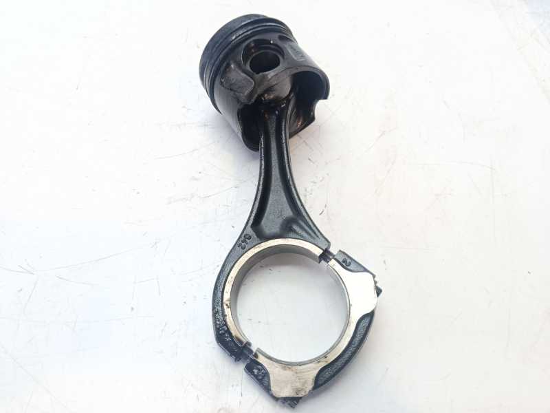 Recambio de piston para mercedes-benz clase e coupé (c207) e 350 cdi (207.322) referencia OEM IAM A6420305517  