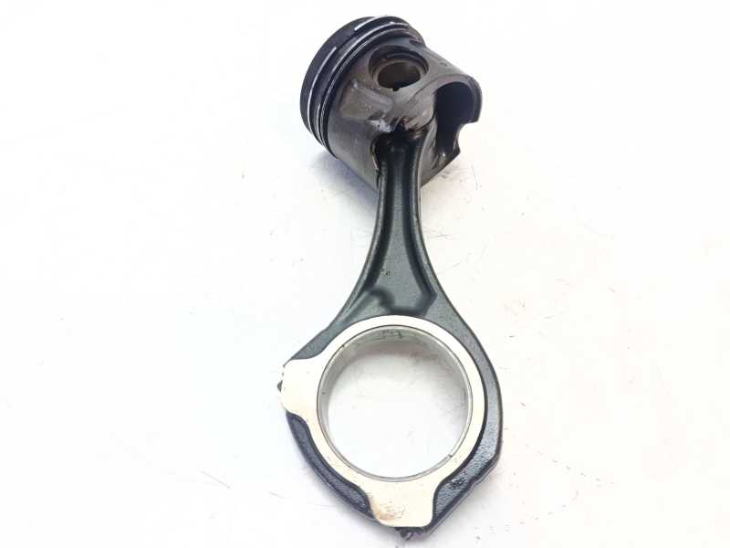 Recambio de piston para mercedes-benz clase e coupé (c207) e 350 cdi (207.322) referencia OEM IAM A6420305517  