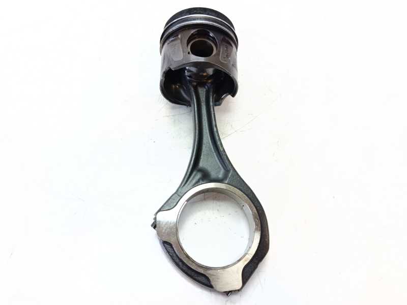 Recambio de piston para mercedes-benz clase e coupé (c207) e 350 cdi (207.322) referencia OEM IAM A6420305517  
