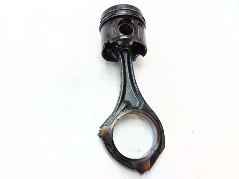 Recambio de piston para mercedes-benz clase e coupé (c207) e 350 cdi (207.322) referencia OEM IAM A6420305517  