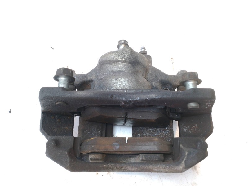 Recambio de pinza freno delantera derecha para toyota auris 1.6 16v cat referencia OEM IAM 4773002340  