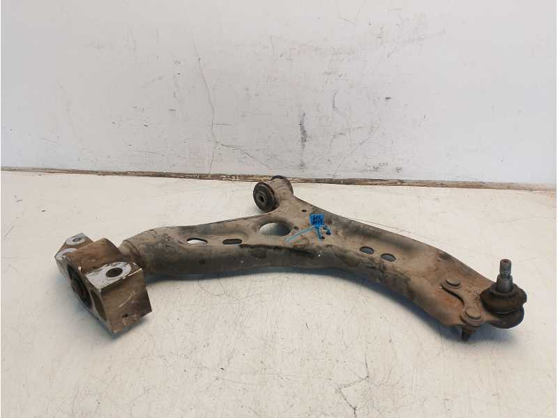 Recambio de brazo suspension inferior delantero derecho para volkswagen tiguan (5n_) 2.0 tdi 4motion referencia OEM IAM 5N040715