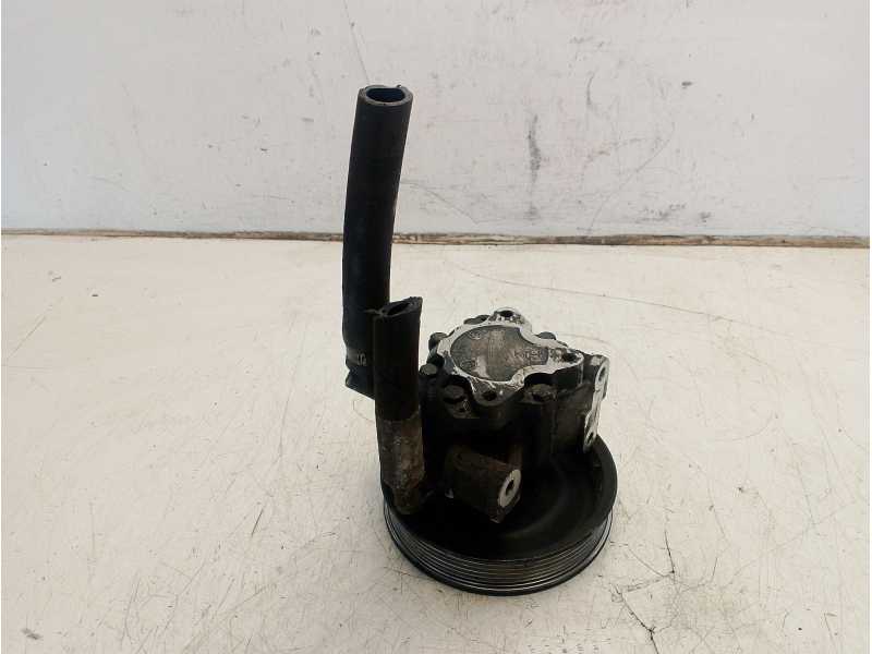 Recambio de bomba direccion para mercedes-benz vito (w638) combi 2.3 turbodiesel cat referencia OEM IAM A6042380010  