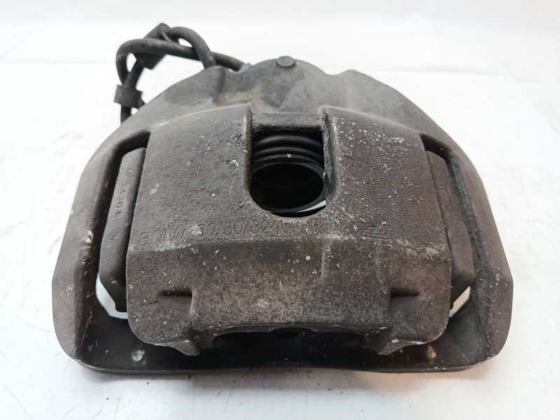 Recambio de pinza freno delantera derecha para bmw serie 5 touring (e61) 530d referencia OEM IAM 34116756304  