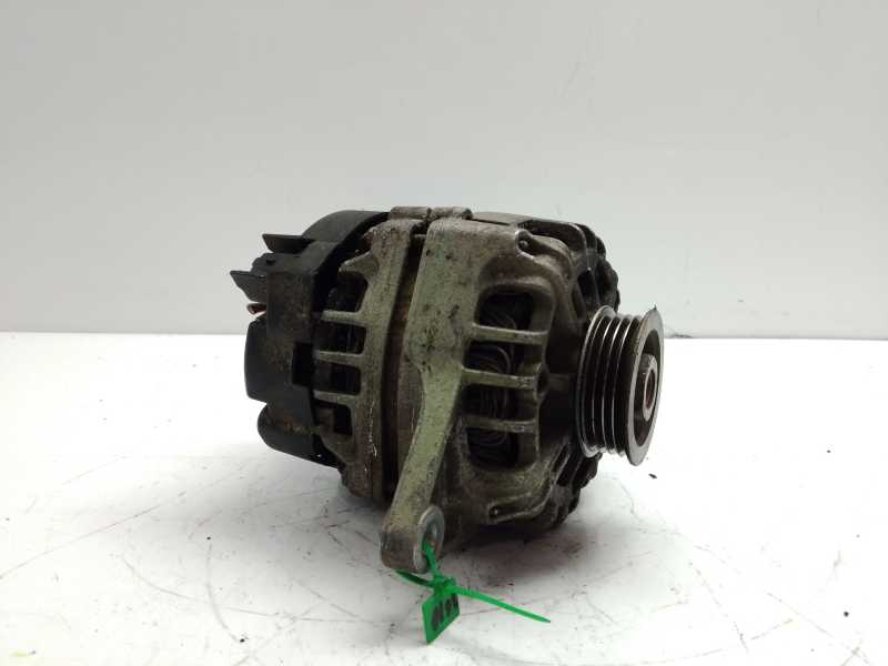 Recambio de alternador para nissan micra iii (k12) 1.2 16v referencia OEM IAM 23100AX62A 2542927A TG8S019