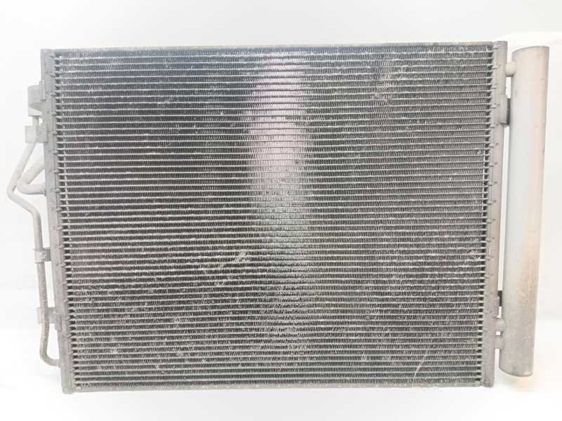 Recambio de condensador / radiador aire acondicionado para hyundai i30 classic referencia OEM IAM 976062L600  