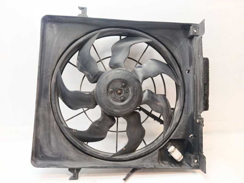Recambio de electroventilador para hyundai i30 classic referencia OEM IAM 253802H600  