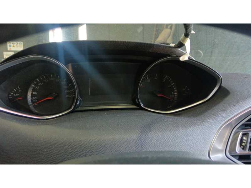 Recambio de cuadro instrumentos para peugeot 308 ii (lb_, lp_, lw_, lh_, l3_) 1.2 vti 72 referencia OEM IAM   