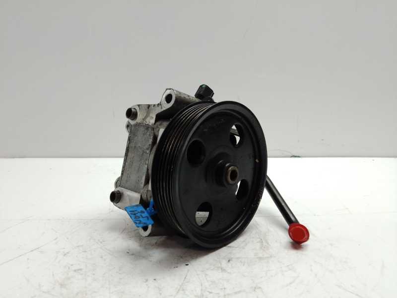 Recambio de bomba direccion para ford focus lim. (cb4) referencia OEM IAM 1470514 4M513A696AE 