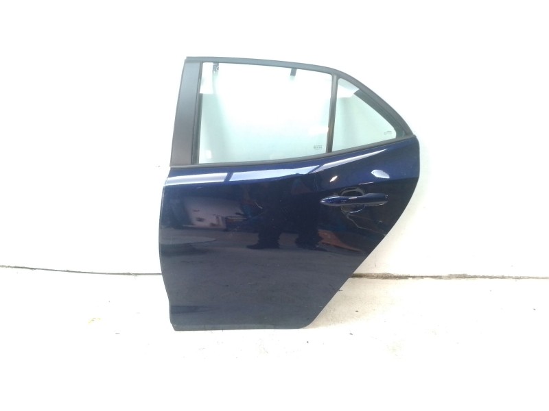 Recambio de puerta trasera izquierda para toyota corolla (e21) referencia OEM IAM 6700402540  