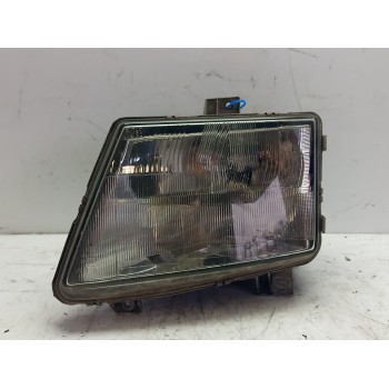 FARO IZQUIERDO A6388200061 