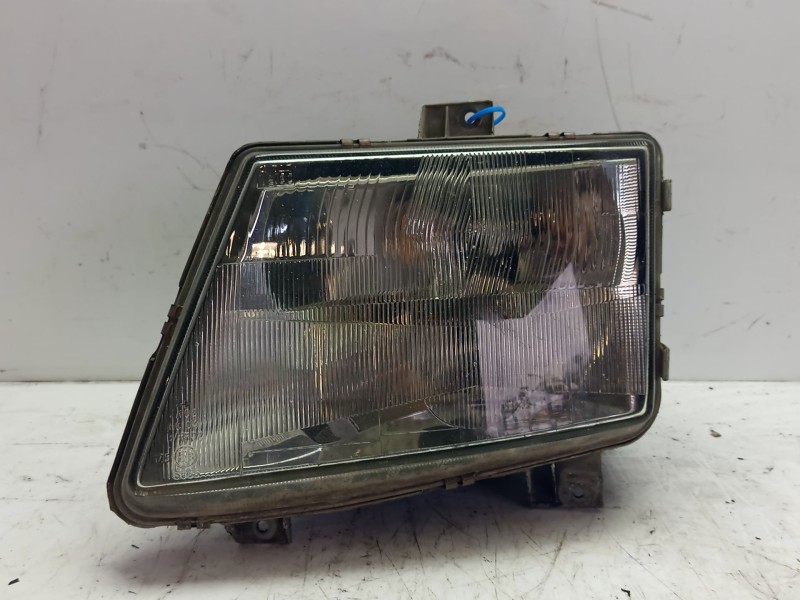 Recambio de faro izquierdo para mercedes-benz vito furgoneta (w638) 108 cdi 2.2 (638.094) referencia OEM IAM A6388200061  