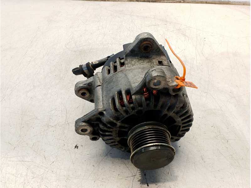 Recambio de alternador para seat leon (1p1) 1.9 tdi referencia OEM IAM 6F903023C  