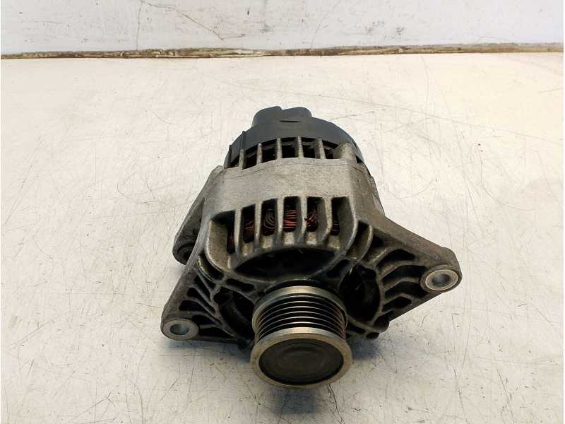 Recambio de alternador para fiat bravo (198) 1.9 8v jtd cat referencia OEM IAM 51727338  