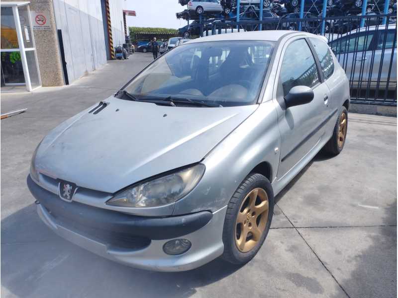 PEUGEOT 206 BERLINA