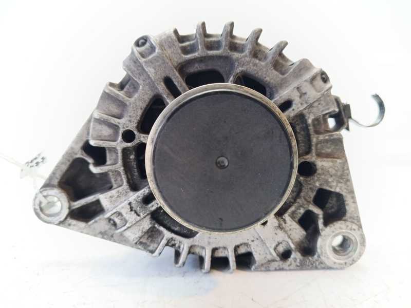 Recambio de alternador para kia carens ( ) referencia OEM IAM 373002A800 13.5V. 130A 2609674