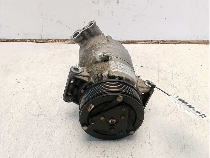 Recambio de compresor aire acondicionado para opel astra h berlina 1.9 cdti referencia OEM IAM 13124751  