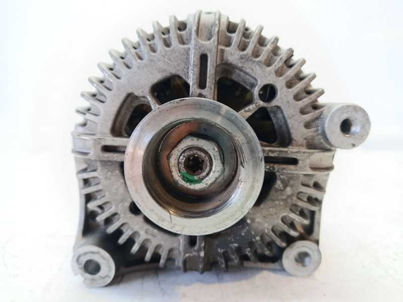 Recambio de alternador para ford tourneo connect 1.8 tdci /tddi /di referencia OEM IAM 1376671 220712 LRA02319