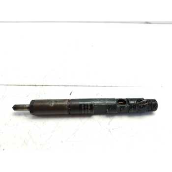 INYECTOR 166001137R 28232251