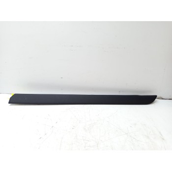 MOLDURA 58833F4050C1 