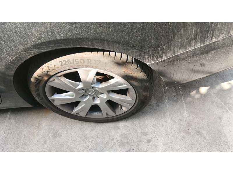 Recambio de paso de rueda trasero izquierdo para audi a5 sportback (8ta) 2.0 tdi referencia OEM IAM   