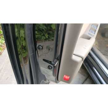 CERRADURA PUERTA DELANTERA IZQUIERDA 