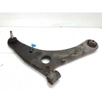 BRAZO SUSPENSION INFERIOR DELANTERO DERECHO A4543302607 