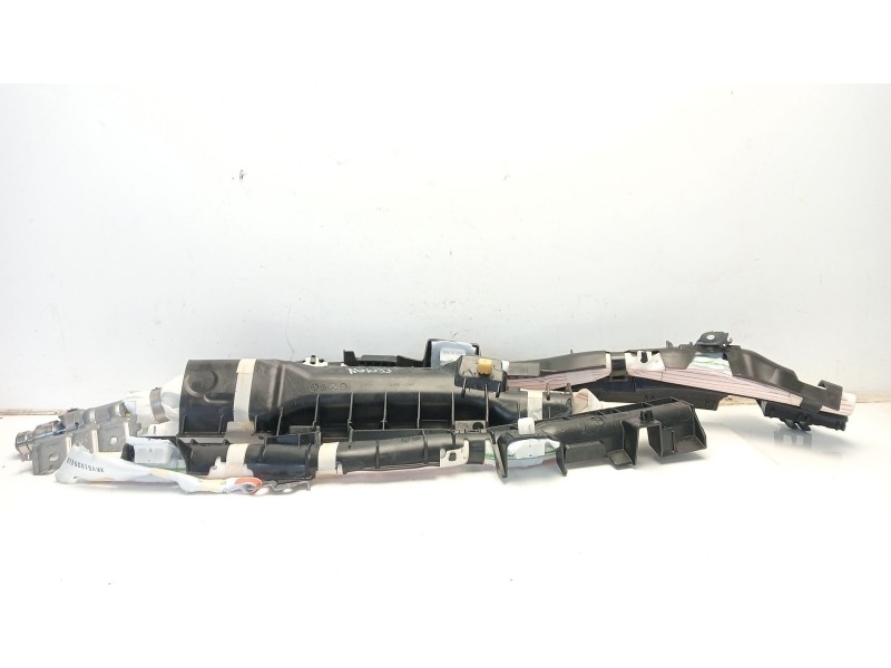 Recambio de airbag lateral delantero derecho para toyota corolla (e21) referencia OEM IAM 6217002180  