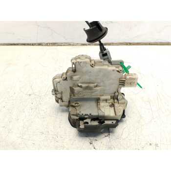 CERRADURA PUERTA DELANTERA DERECHA 4F1837016 