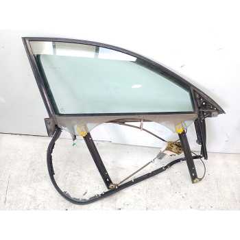 ELEVALUNAS DELANTERO DERECHO 4F0837462A 