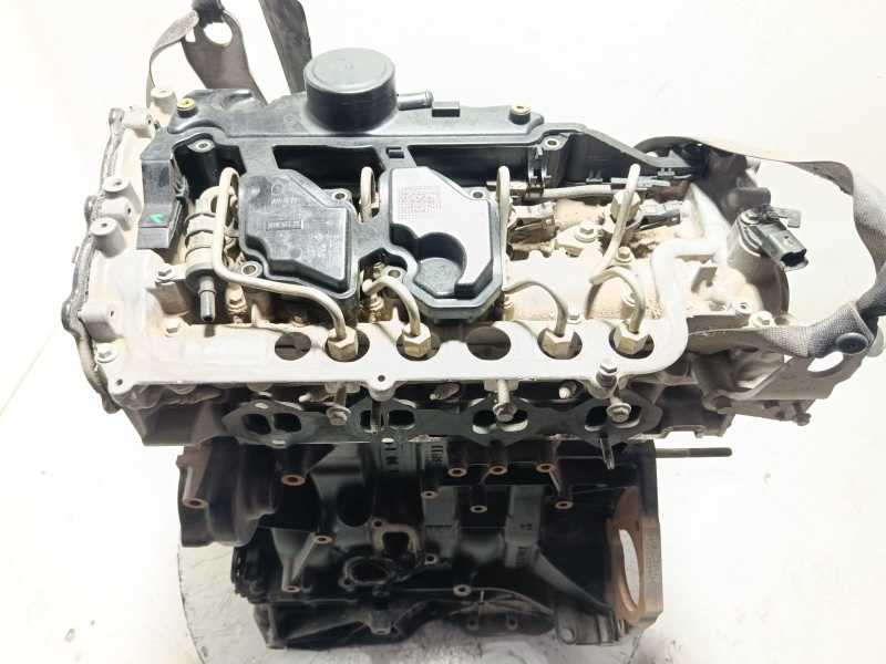 Recambio de despiece motor para renault megane ii berlina 5p referencia OEM IAM 7701478285 M9R700 8201108015 / C020312