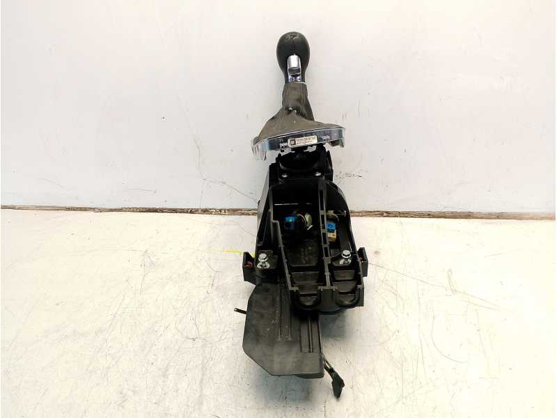 Recambio de palanca cambio para opel insignia a (g09) 2.0 cdti (68) referencia OEM IAM 55563829  