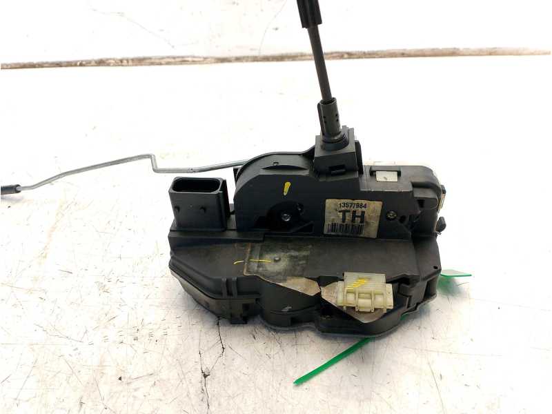Recambio de cerradura puerta delantera derecha para opel insignia a (g09) 2.0 cdti (68) referencia OEM IAM 13577984  