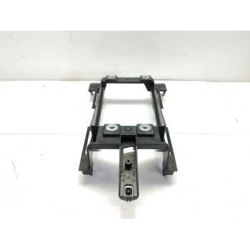 Recambio de soporte consola central para audi a5 sportback (8ta) 2.0 tdi referencia OEM IAM 8K0863531A  