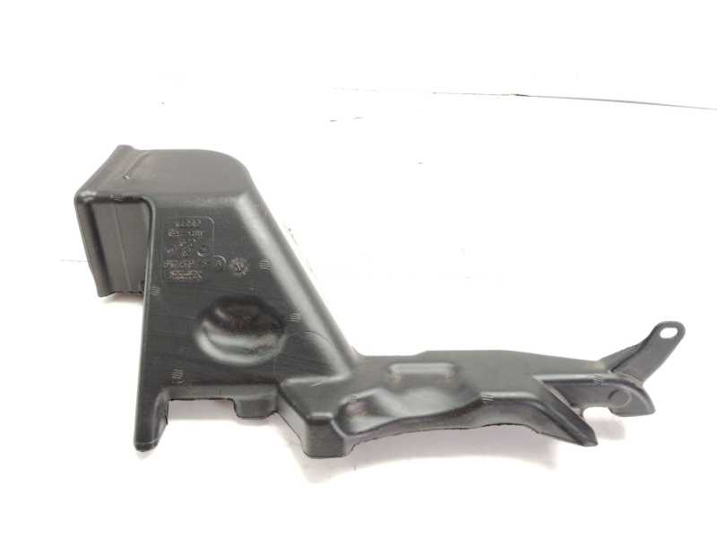 Recambio de tubo salida aire superior para audi a5 sportback (8ta) 2.0 tdi referencia OEM IAM 8K1819151A  