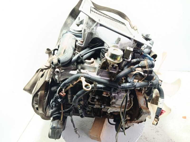 Recambio de motor completo para nissan terrano ii (r20) 2.7 tdi 4wd referencia OEM IAM 101027F412 TD27TI 