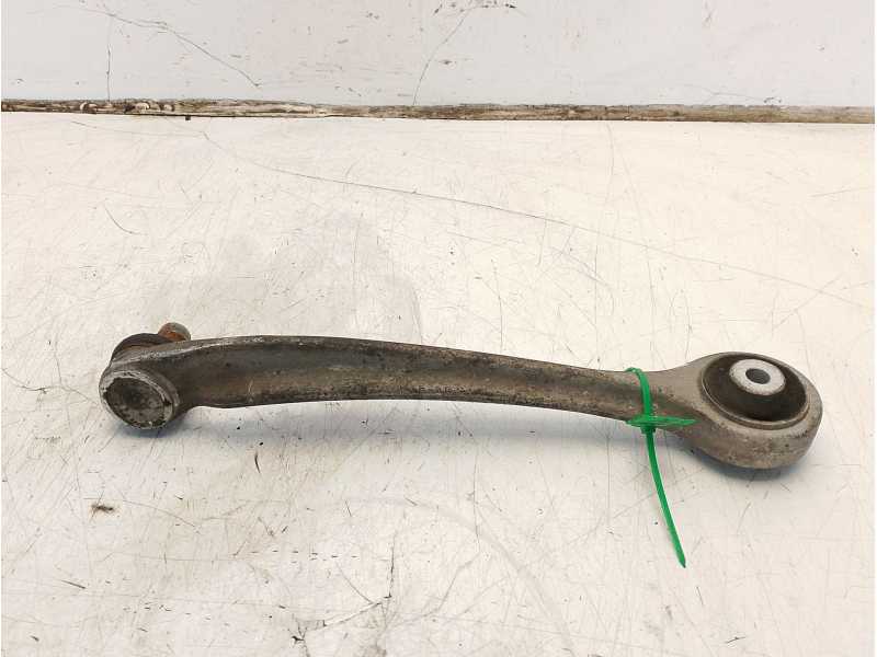 Recambio de brazo suspension superior delantero derecho para skoda superb i (3u4) 1.8 t referencia OEM IAM 4B0407515  