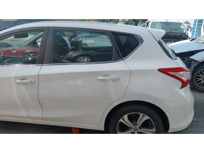 Recambio de puerta trasera izquierda para nissan pulsar hatchback (c13) 1.5 dci referencia OEM IAM   
