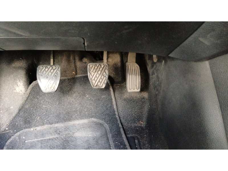 Recambio de pedal freno para nissan pulsar hatchback (c13) 1.5 dci referencia OEM IAM   