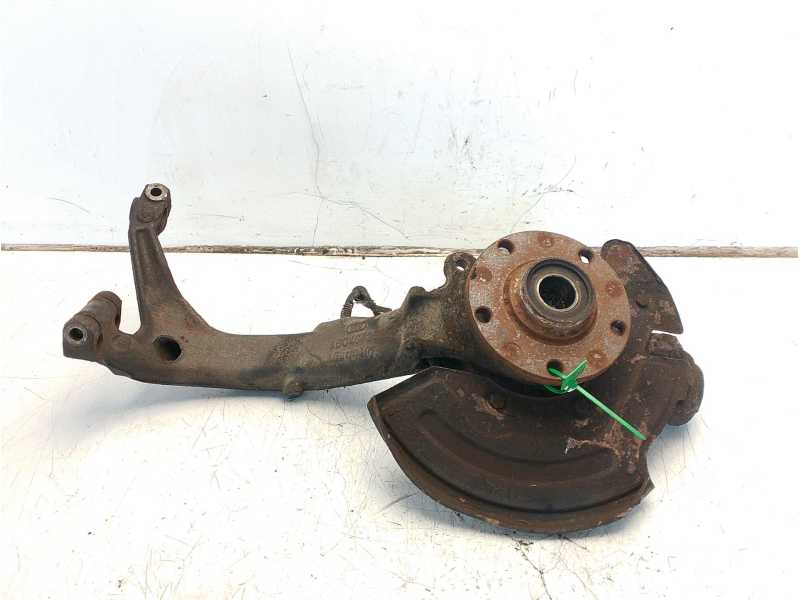 Recambio de mangueta delantera izquierda para skoda superb i (3u4) 1.8 t referencia OEM IAM 8D0407253B  