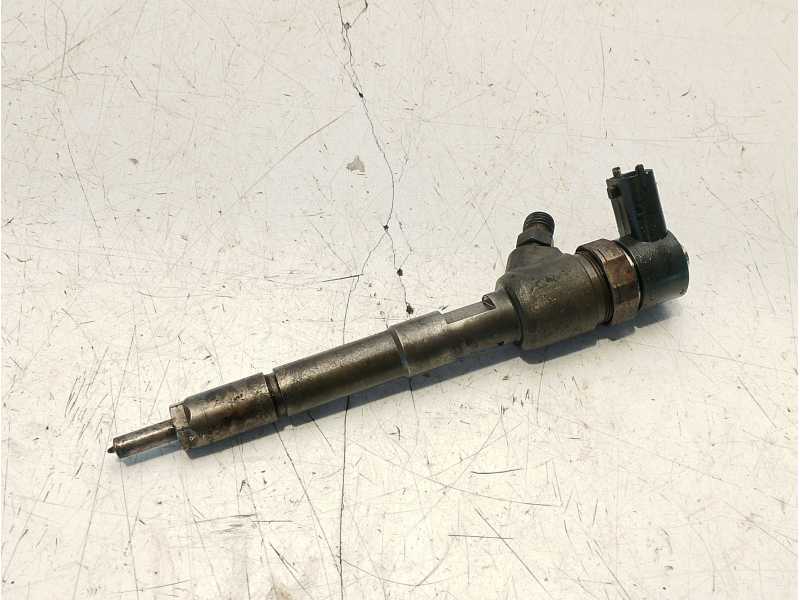 Recambio de inyector para fiat doblo cargo basis kasten referencia OEM IAM 445110351  