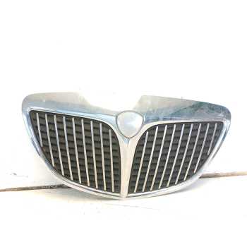 REJILLA DELANTERA 735384149 