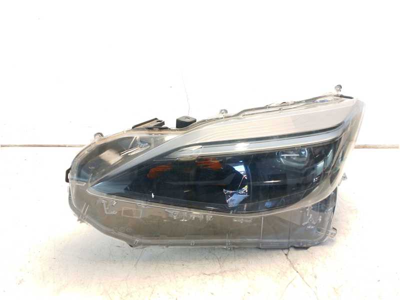 Recambio de faro izquierdo para toyota yaris 1.5 16v cat referencia OEM IAM 811500DP50  