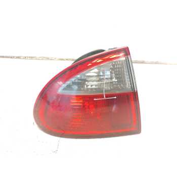 PILOTO TRASERO IZQUIERDO 1M6945111 