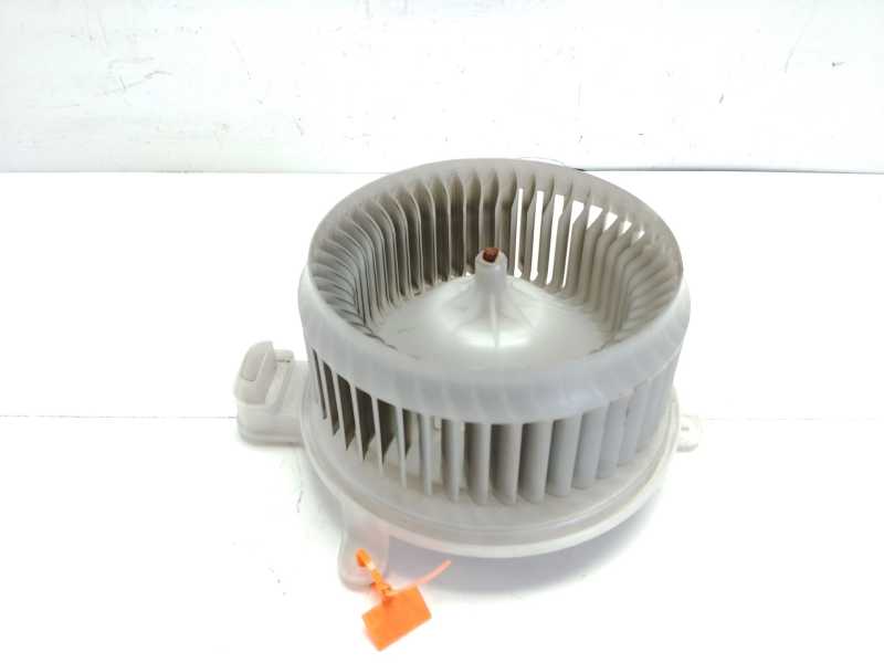 Recambio de ventilador calefaccion para lexus is200 (ds2/is2) 2.2 d-4d cat referencia OEM IAM 8710330451  