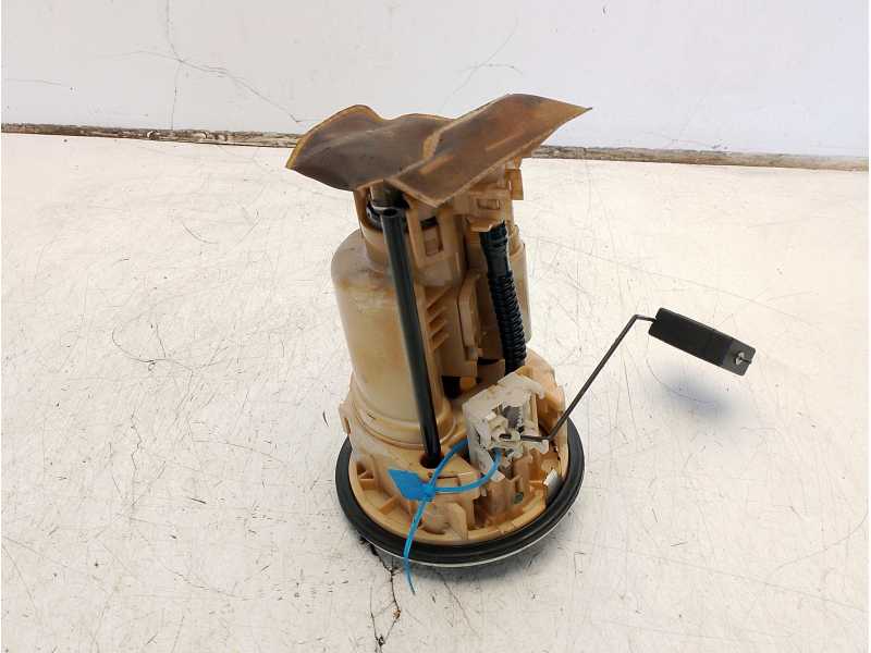 Recambio de aforador para lexus is200 (ds2/is2) 2.2 d-4d cat referencia OEM IAM 7702053061  