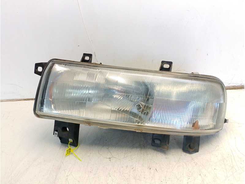 Recambio de faro izquierdo para renault master ii furgoneta (fd) 2.5 d referencia OEM IAM 7701044518  