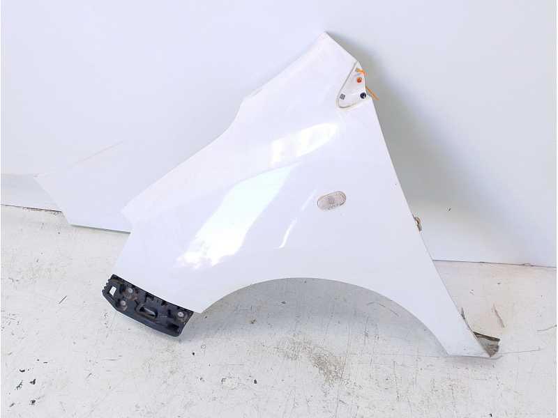 Recambio de aleta delantera izquierda para dacia dokker furgón/monospace 1.5 dci (feaj) referencia OEM IAM 631016113R  