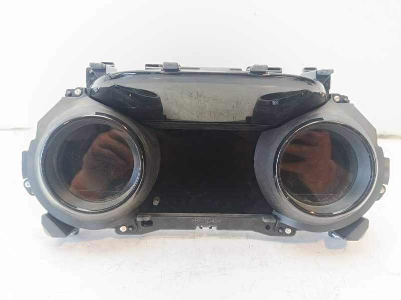 Recambio de cuadro instrumentos para toyota yaris active referencia OEM IAM 83800K0522  MB2576506070